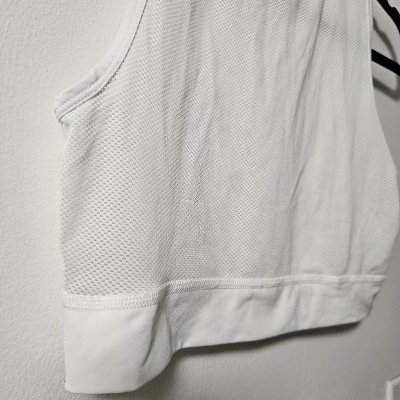 Mesh Nike Tank Top - Picture 5 of 6